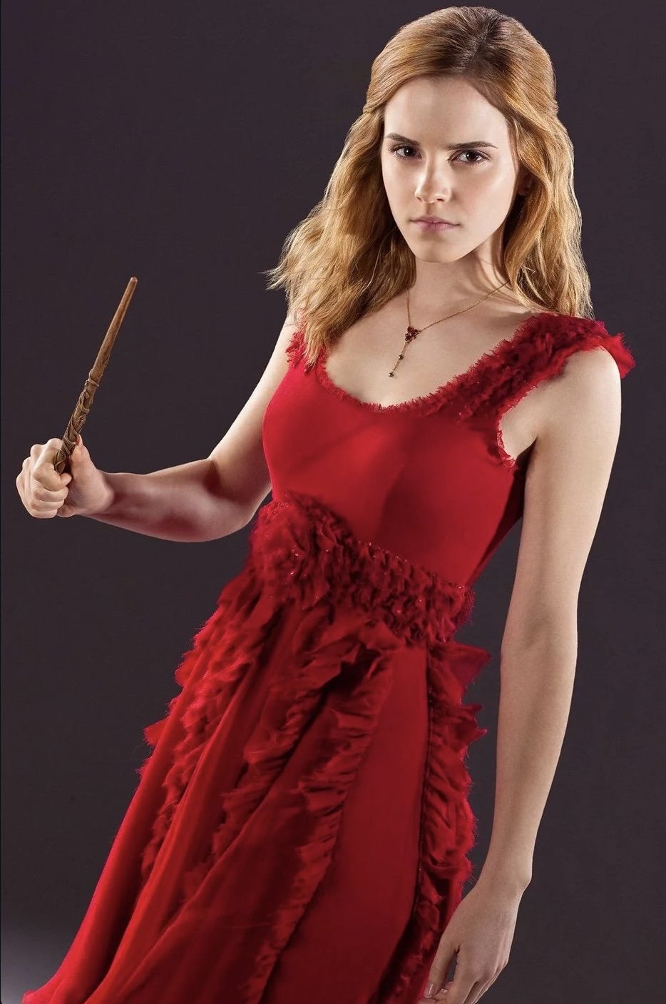 hVEjQBJ8 Emma Watson 12.jpg